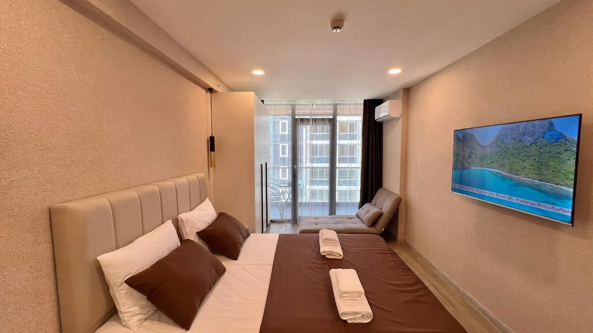 Superior Apartments By The Sea 바투미
